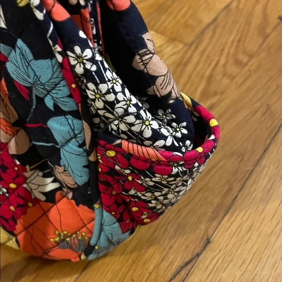 NWT Vera Bradley Floral Quilted Women's Frame Bag - Picture 4 of 11